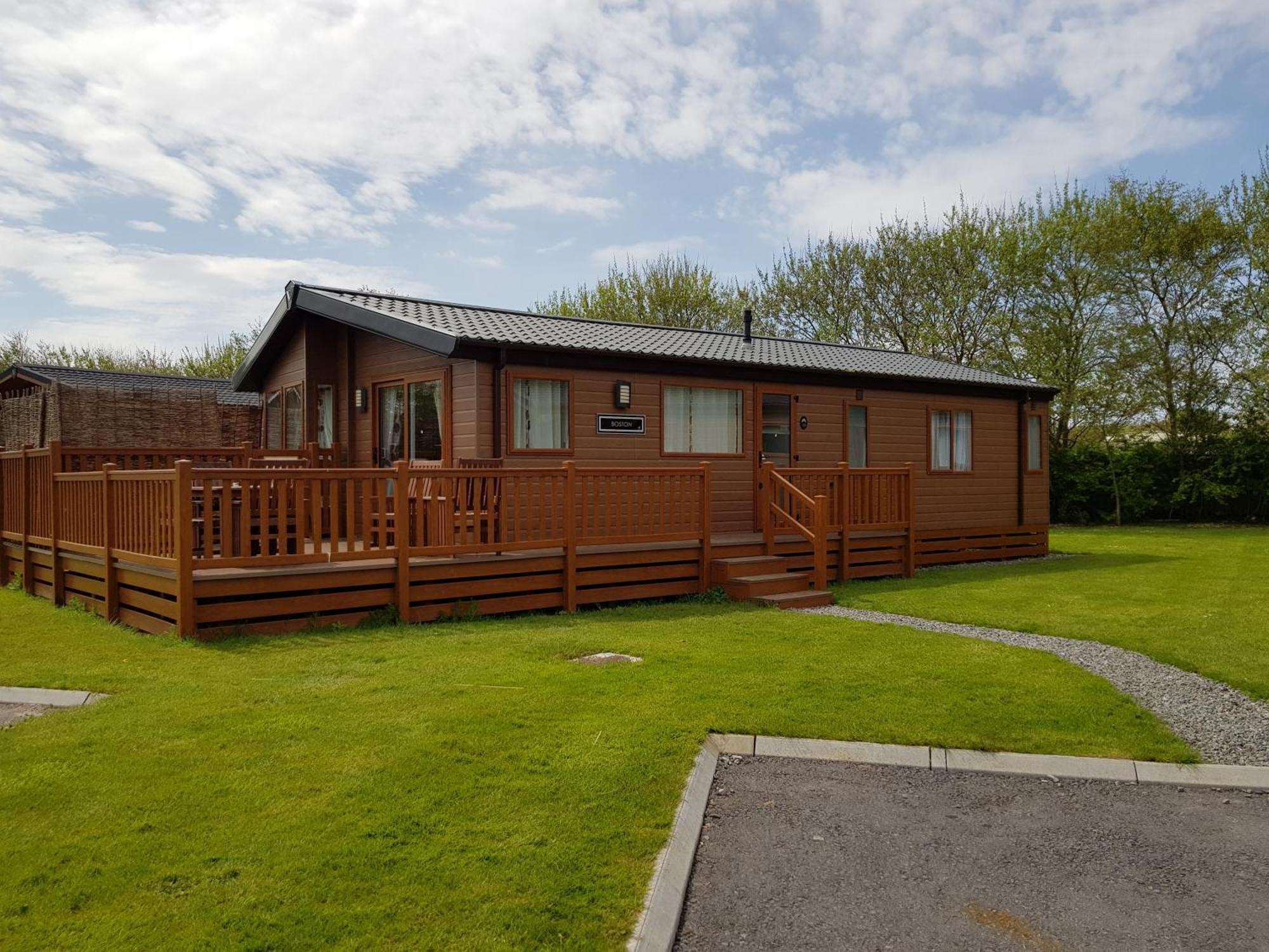 Llanrhidian Holiday Park Llanmorlais Exterior photo